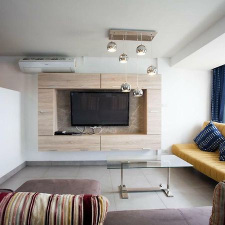 Aparthotel Galare Thong Tower Chiang Mai Esterno foto